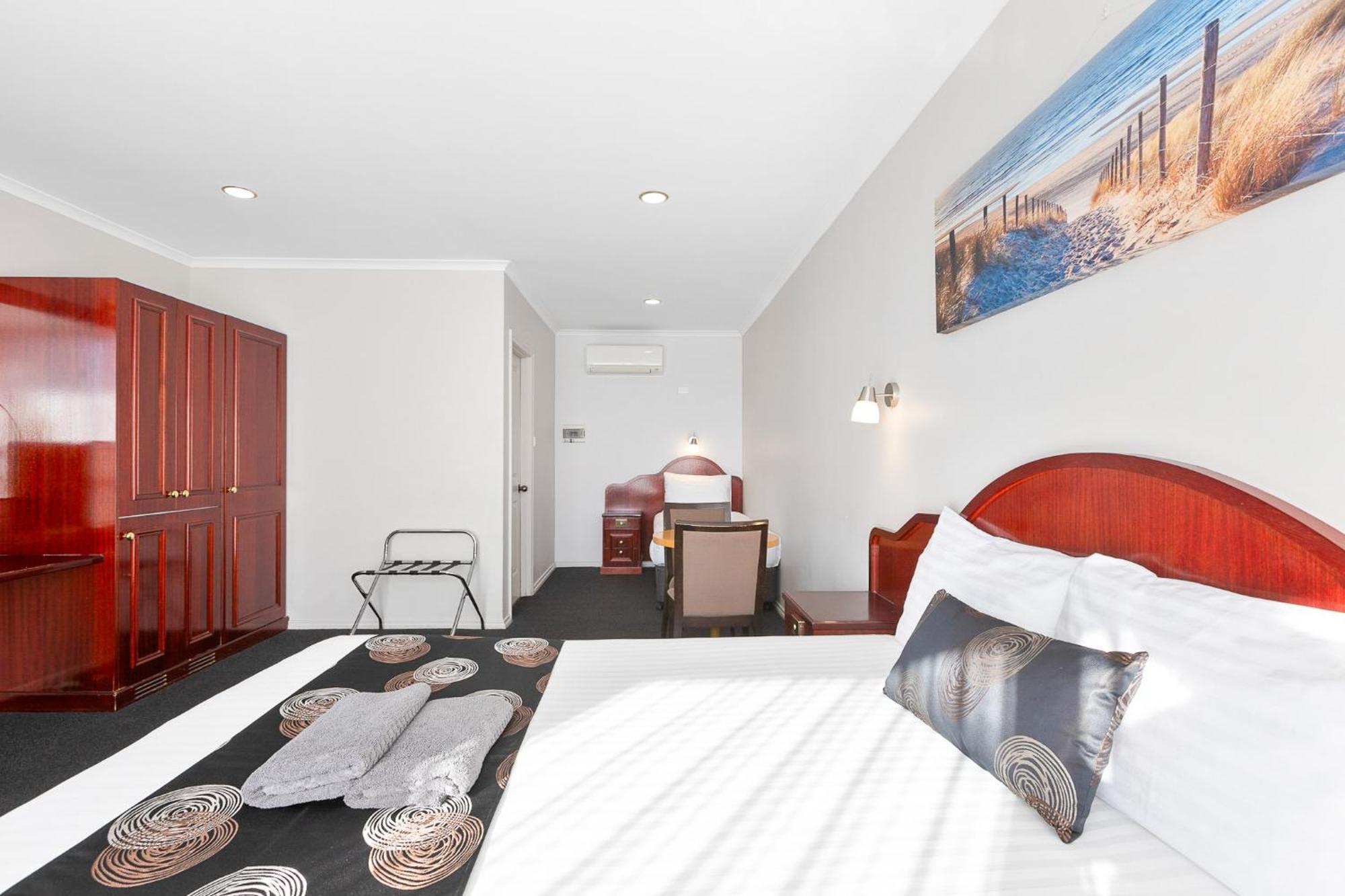 Best Western Port Lincoln- Formerly Hilton Motel Екстер'єр фото
