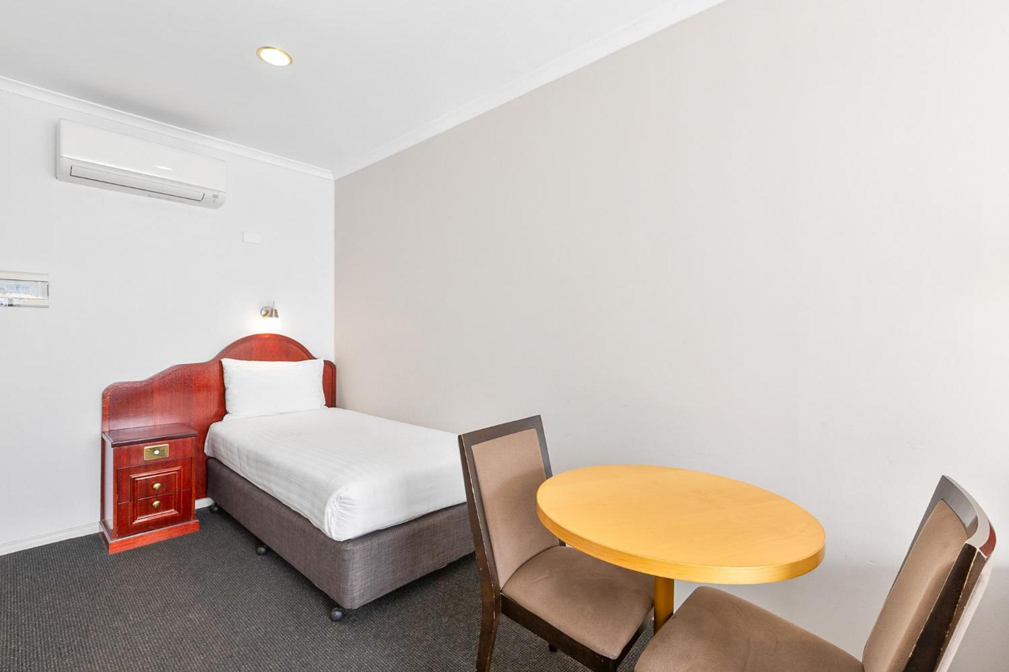 Best Western Port Lincoln- Formerly Hilton Motel Екстер'єр фото