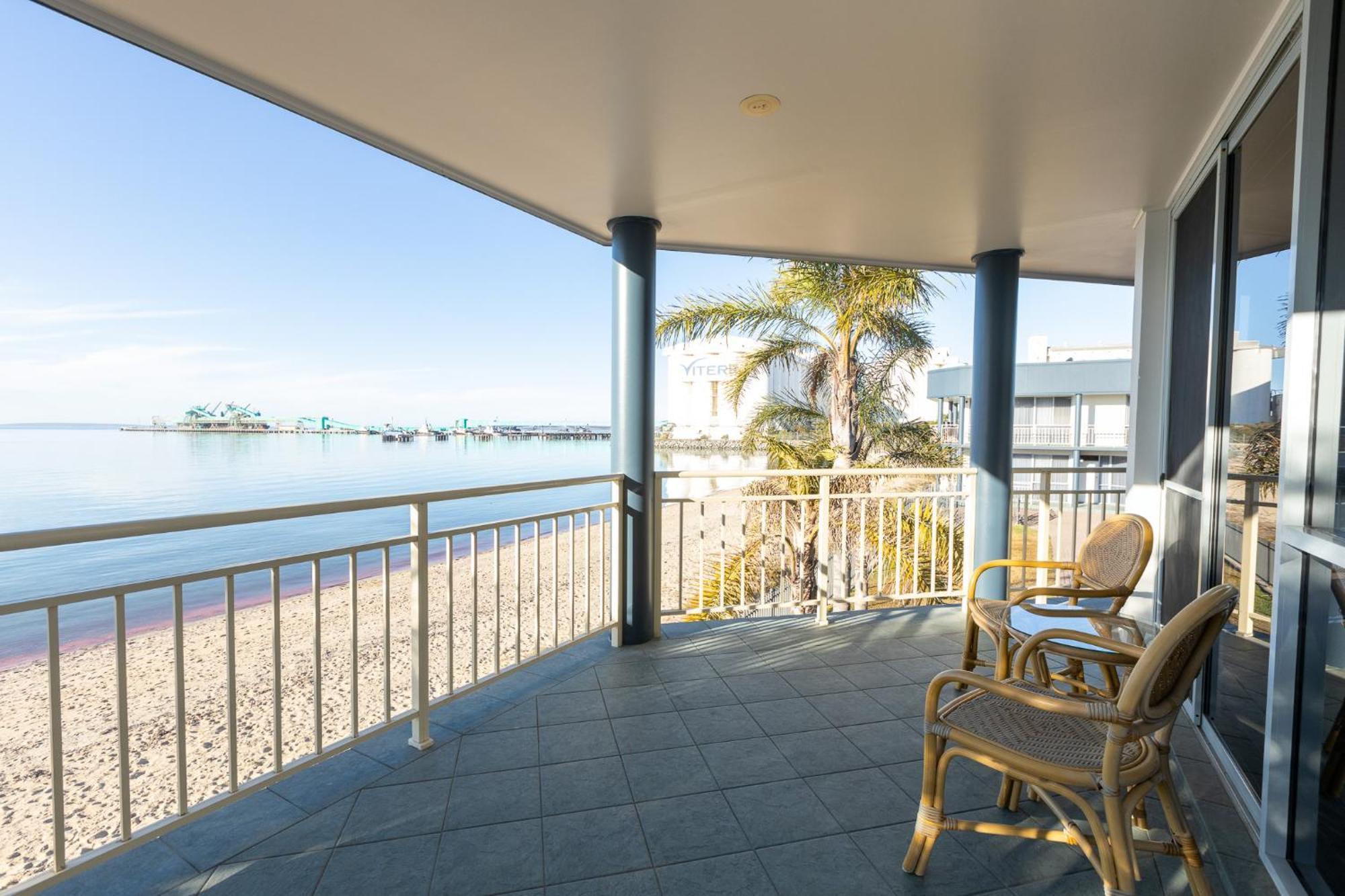 Best Western Port Lincoln- Formerly Hilton Motel Екстер'єр фото
